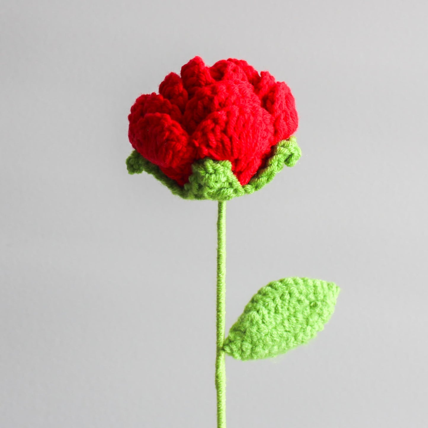 crochet red roses