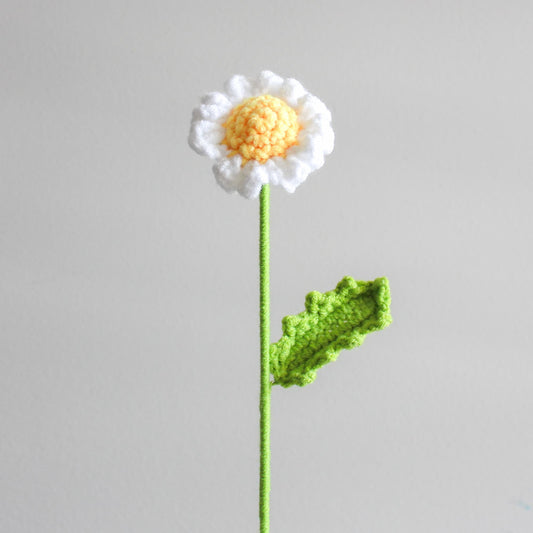 crochet white daisy flower