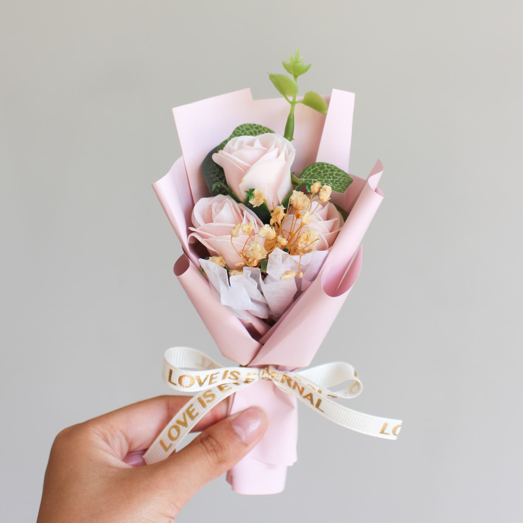 everlasting mini bouquet