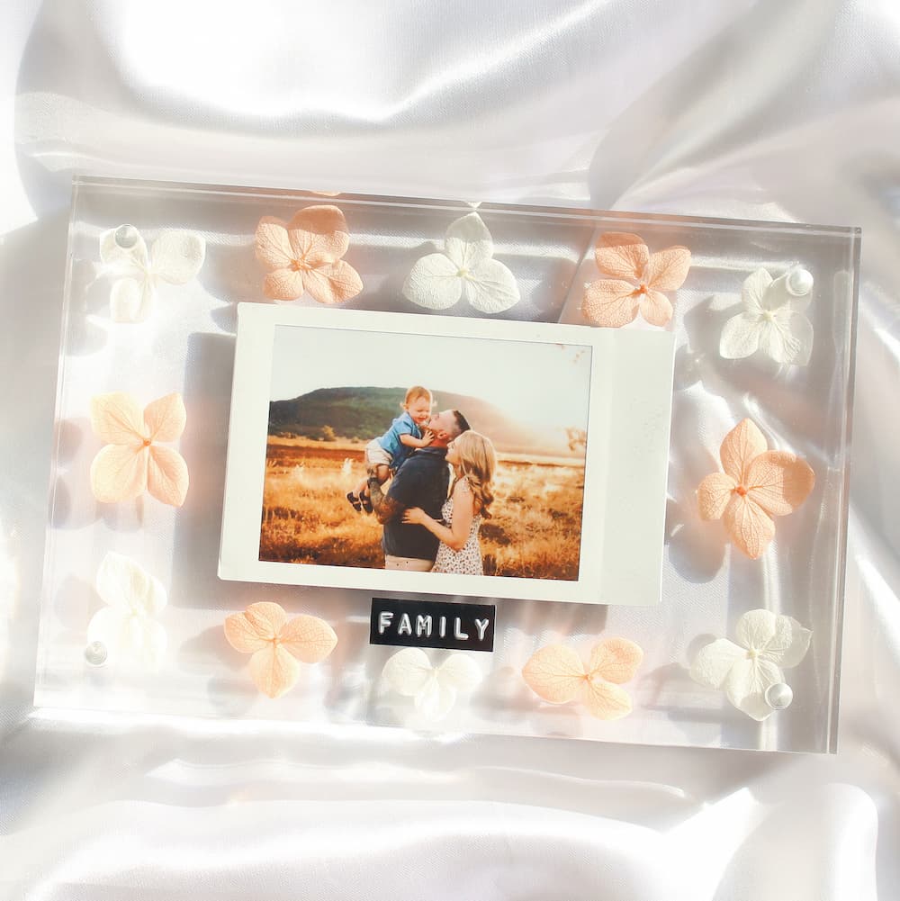 ApnaGift Customized Wooden Baby Photo Frame with Name and 15 Photos (Large)  - ApnaGift: Buy/Send Online Personlised Gifts to India