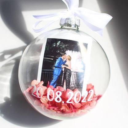 everlasting christmas polaroid bauble floral bauble polaroid bauble christmas gift ideas christmas bauble with flowers christmas bauble with polaroid and flowers